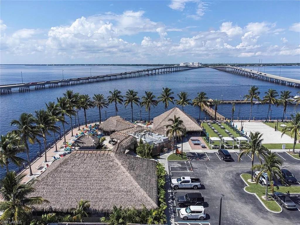 PORT CHARLOTTE - Residential