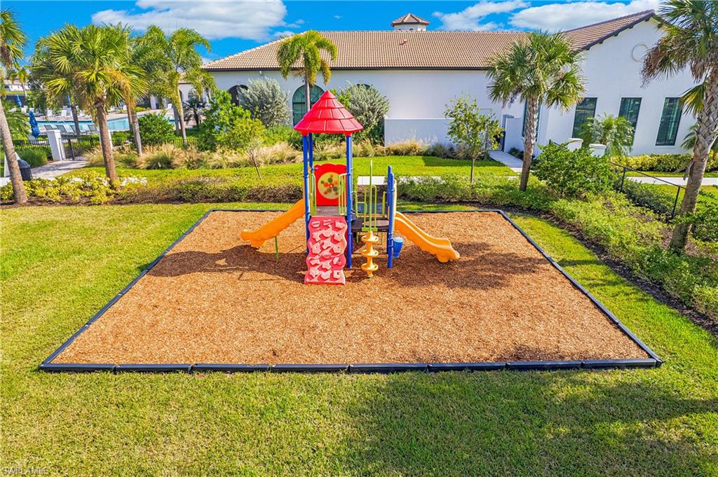 BELLERA WALK - Residential