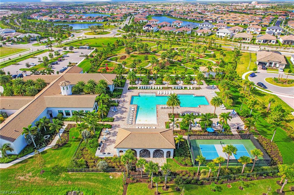 BELLERA WALK - Residential