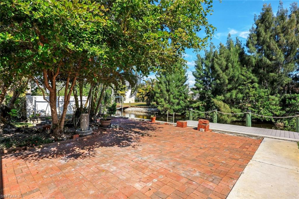 PIRATES COVE - Residential