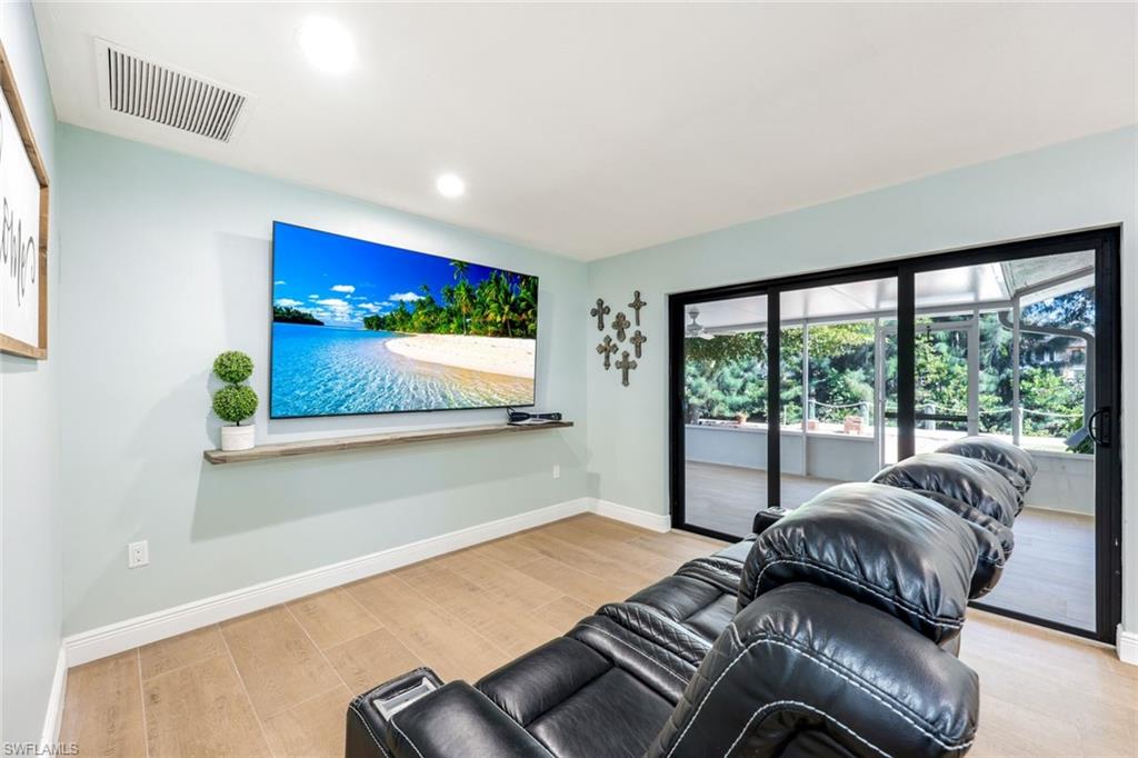 PIRATES COVE - Residential