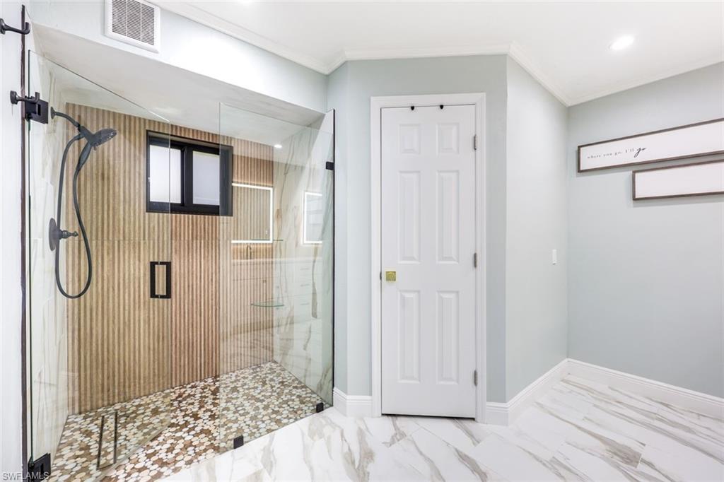 PIRATES COVE - Residential