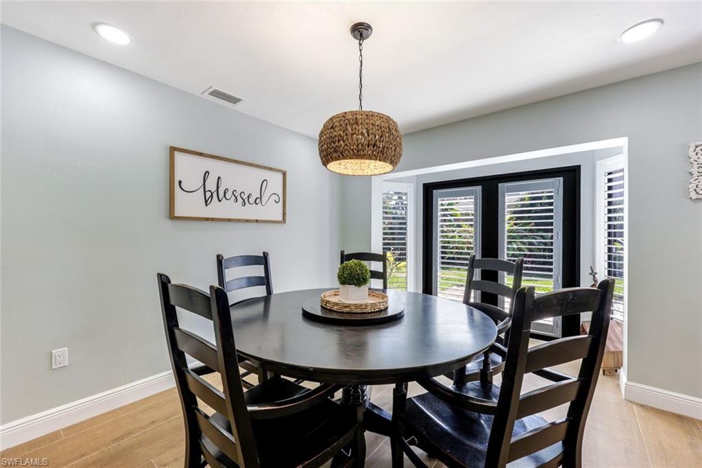 PIRATES COVE - Residential