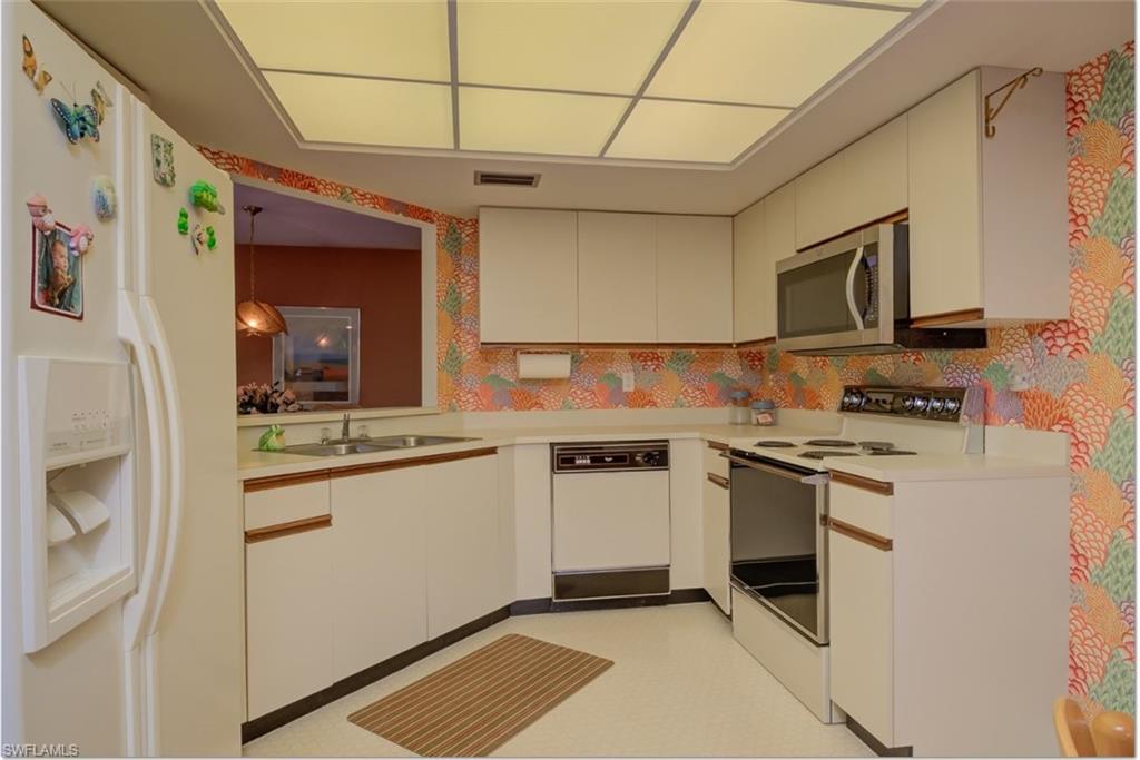 BEACHWALK GARDENS - Residential