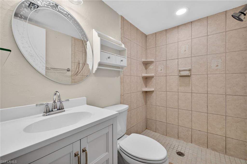 COUNTRY PINES CONDO - Residential