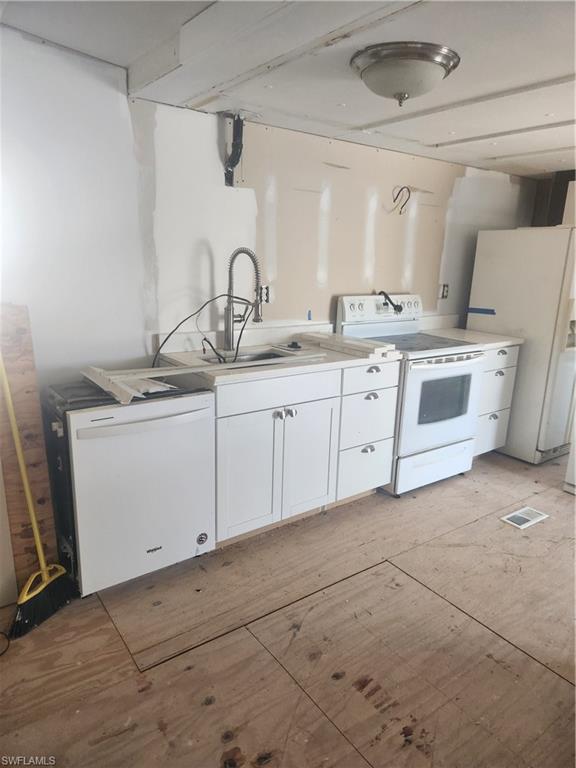 FOREST PARK MOBILE HOME - Residential