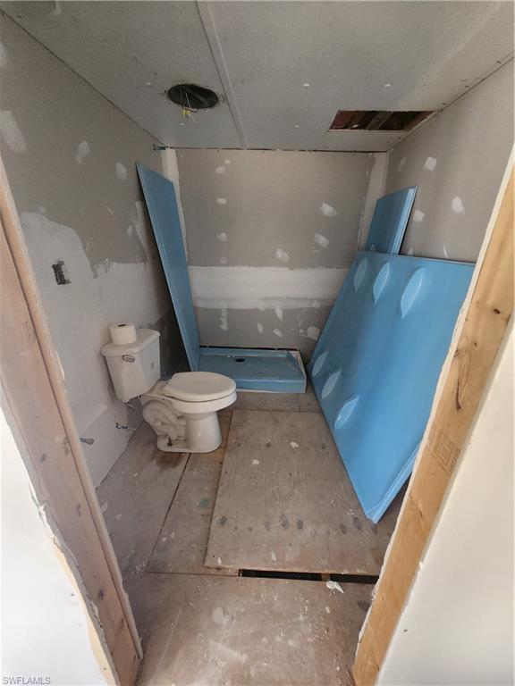 FOREST PARK MOBILE HOME - Residential