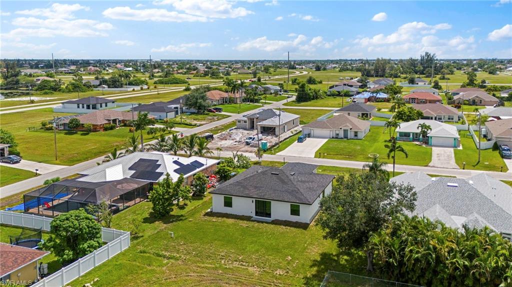 CAPE CORAL - Residential