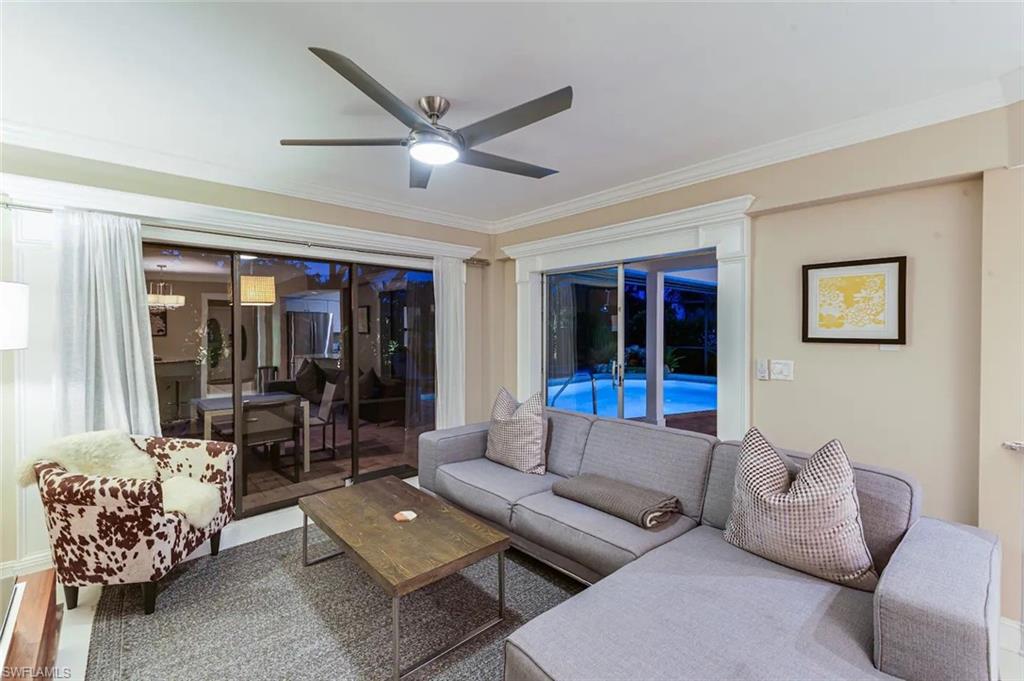 NAPLES PARK - Residential