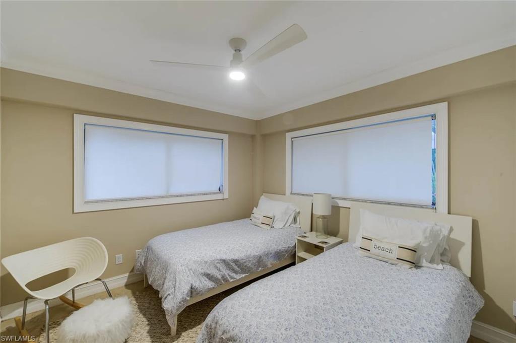 NAPLES PARK - Residential