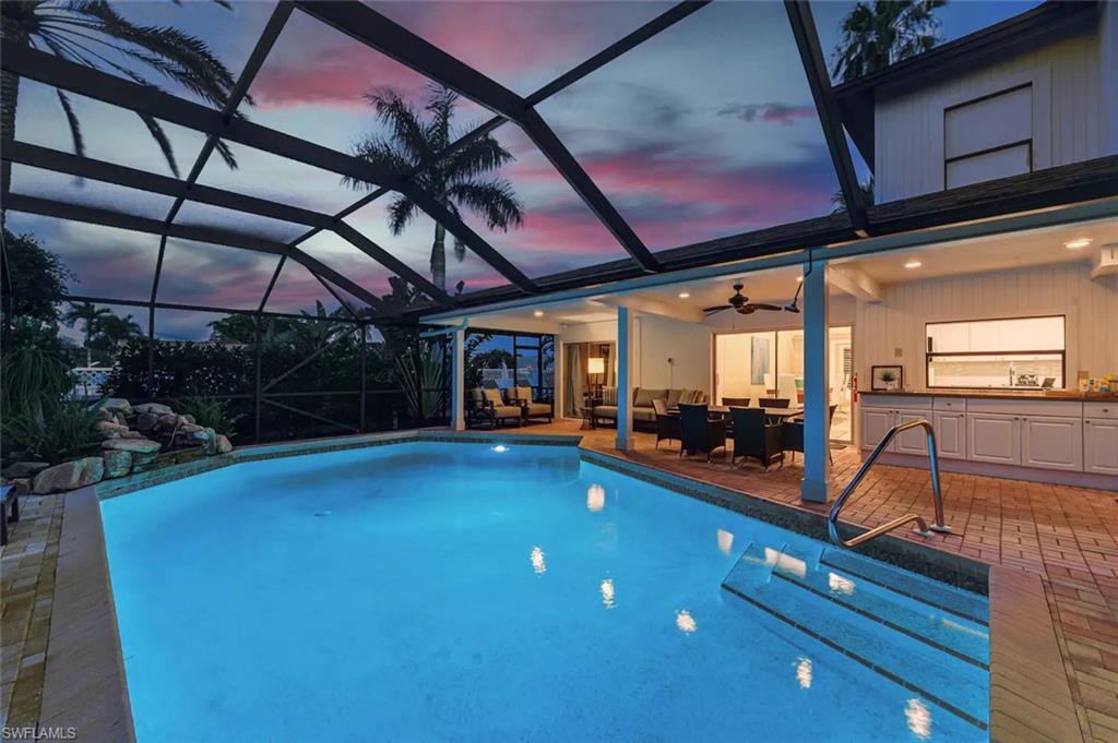 NAPLES PARK - Residential