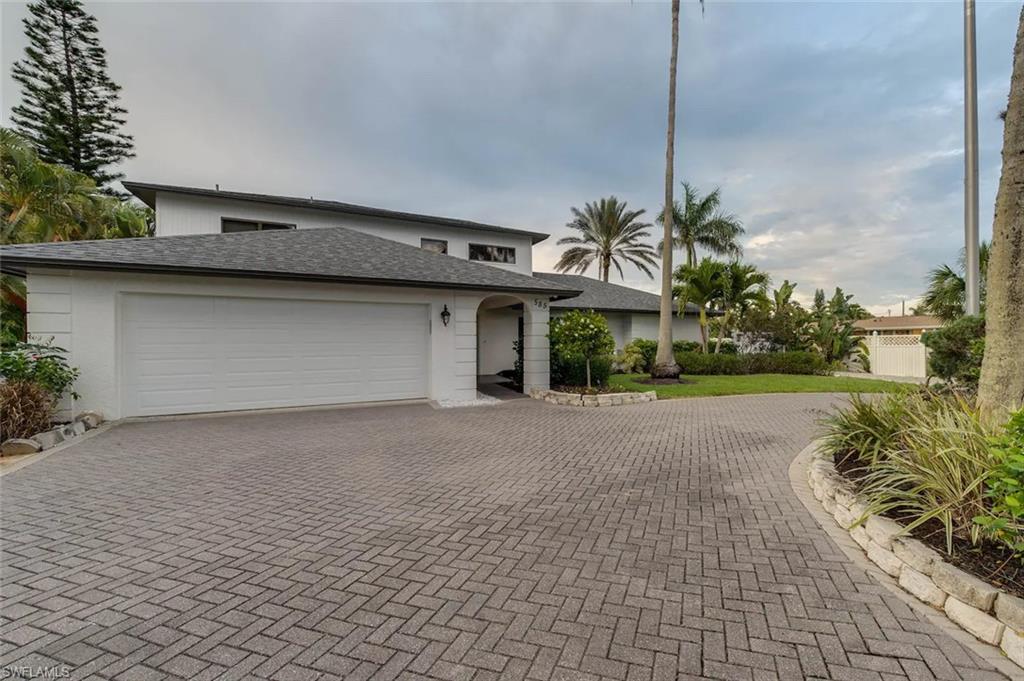 NAPLES PARK - Residential