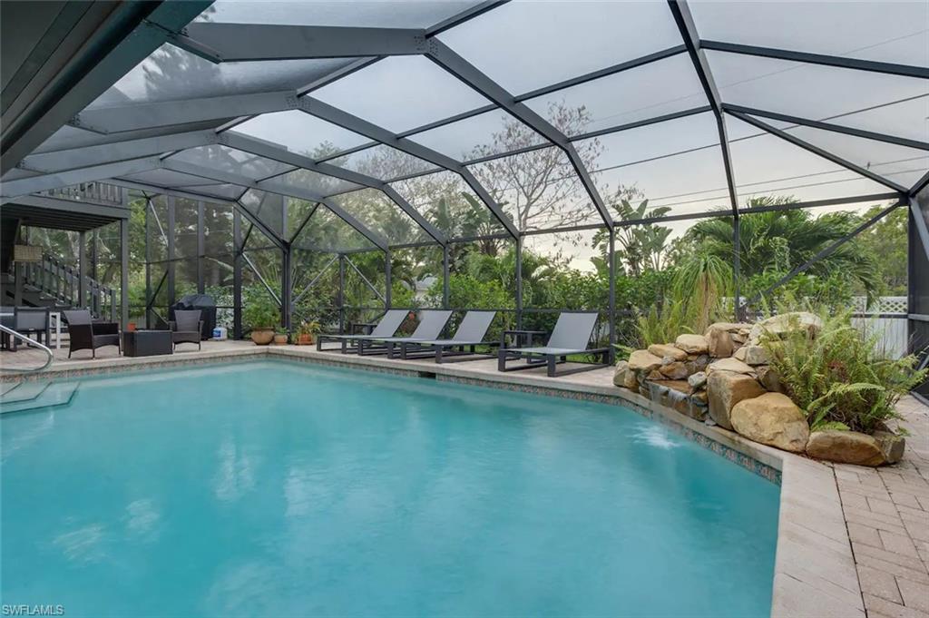 NAPLES PARK - Residential