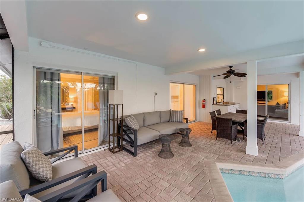 NAPLES PARK - Residential