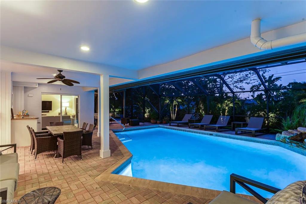 NAPLES PARK - Residential