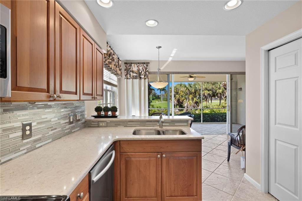 OXFORD POINTE - Residential