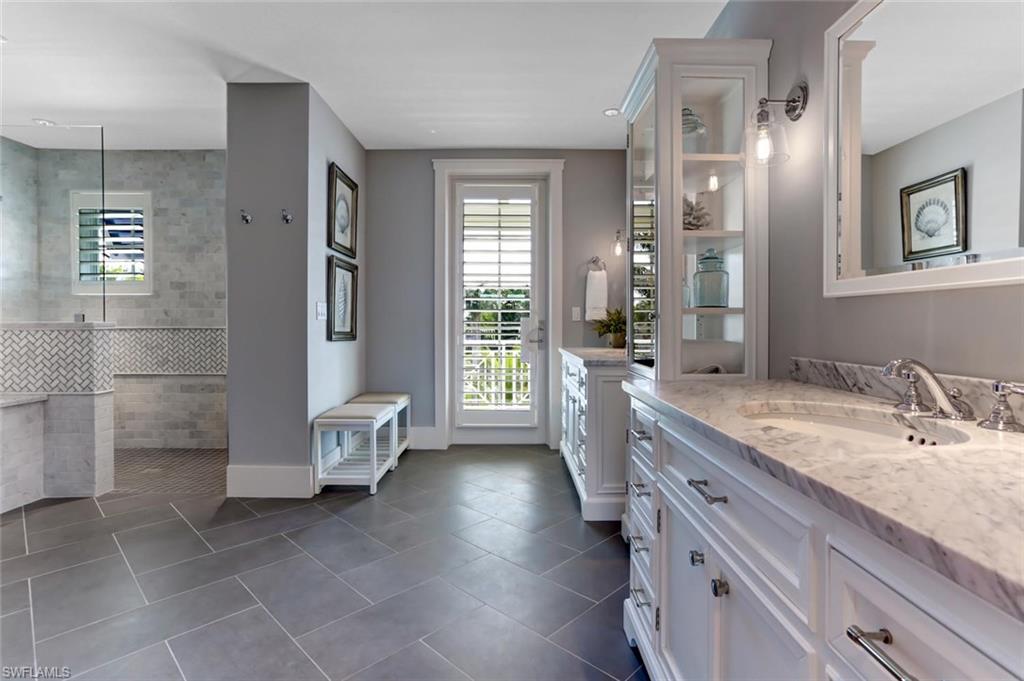 SOUTHPORT ON THE BAY - Residential