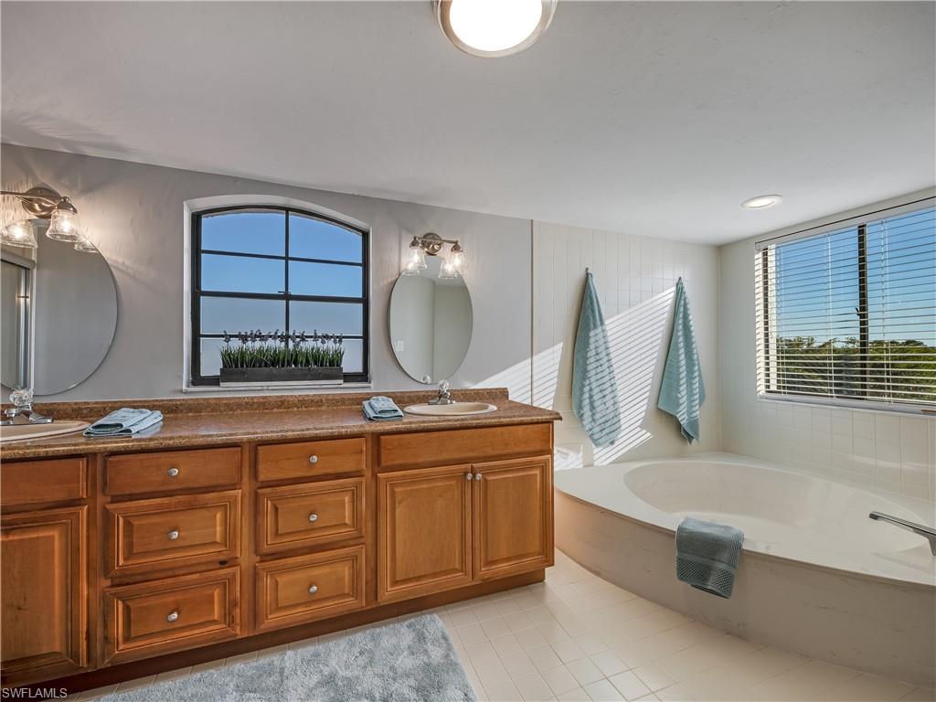 PORTS OF IONA - Residential