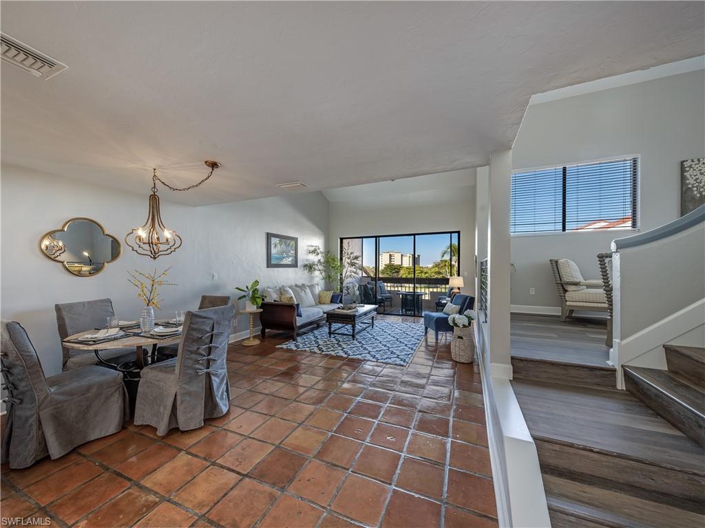 PORTS OF IONA - Residential