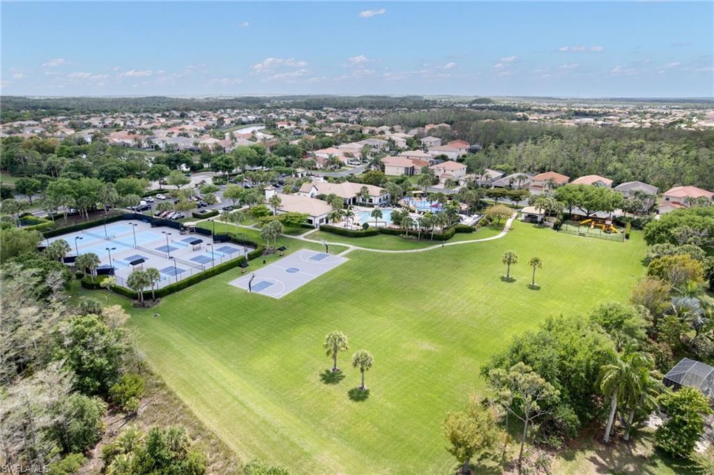 BOTANICA LAKES - Residential