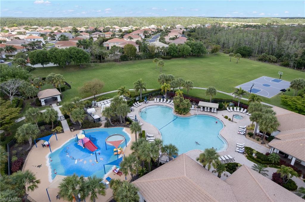 BOTANICA LAKES - Residential