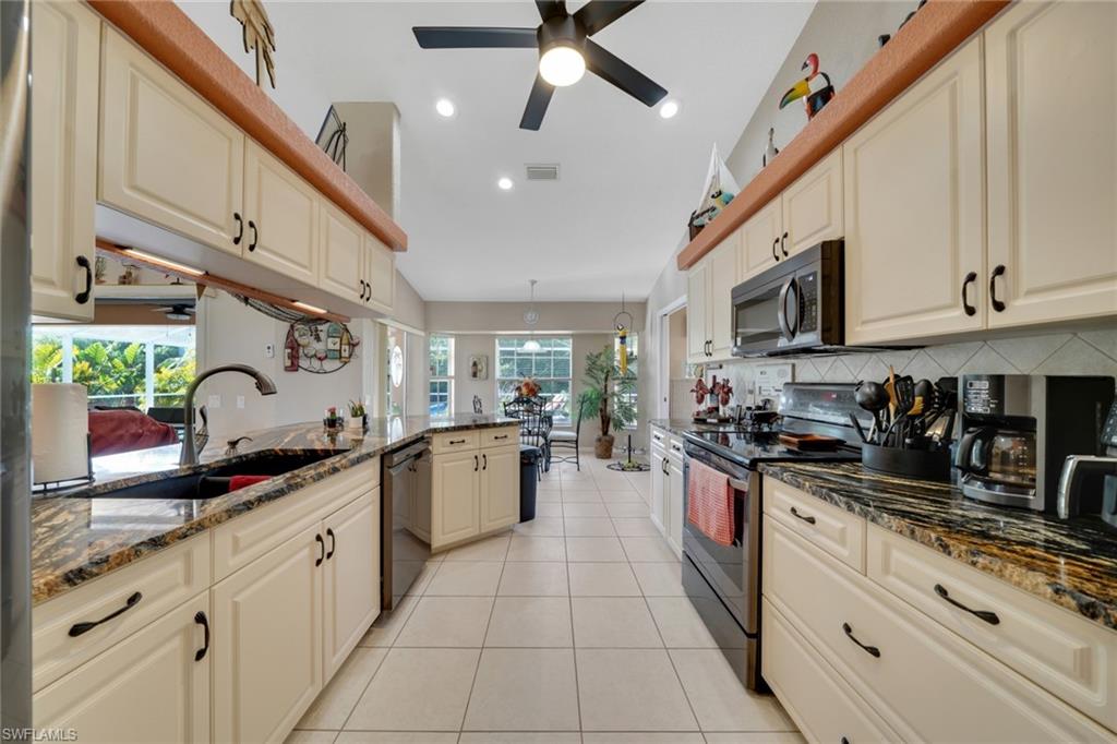 EAST ENGLEWOOD - Residential