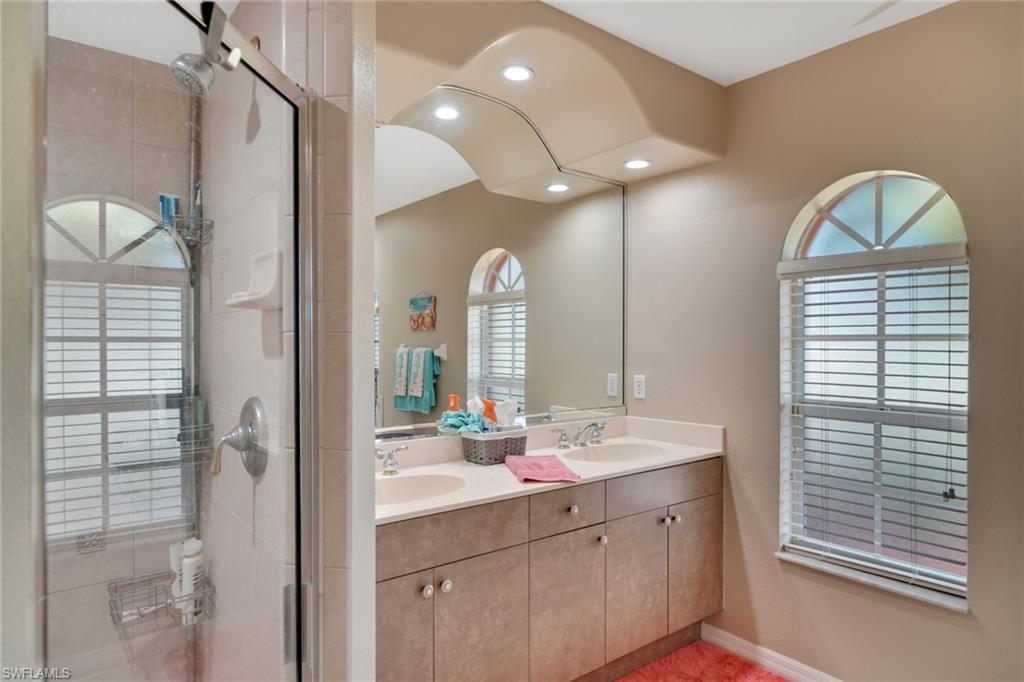 EAST ENGLEWOOD - Residential