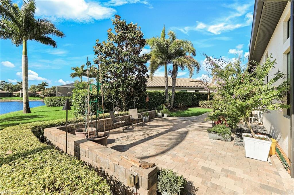 CORDOVA AT SPANISH WELLS - Residential