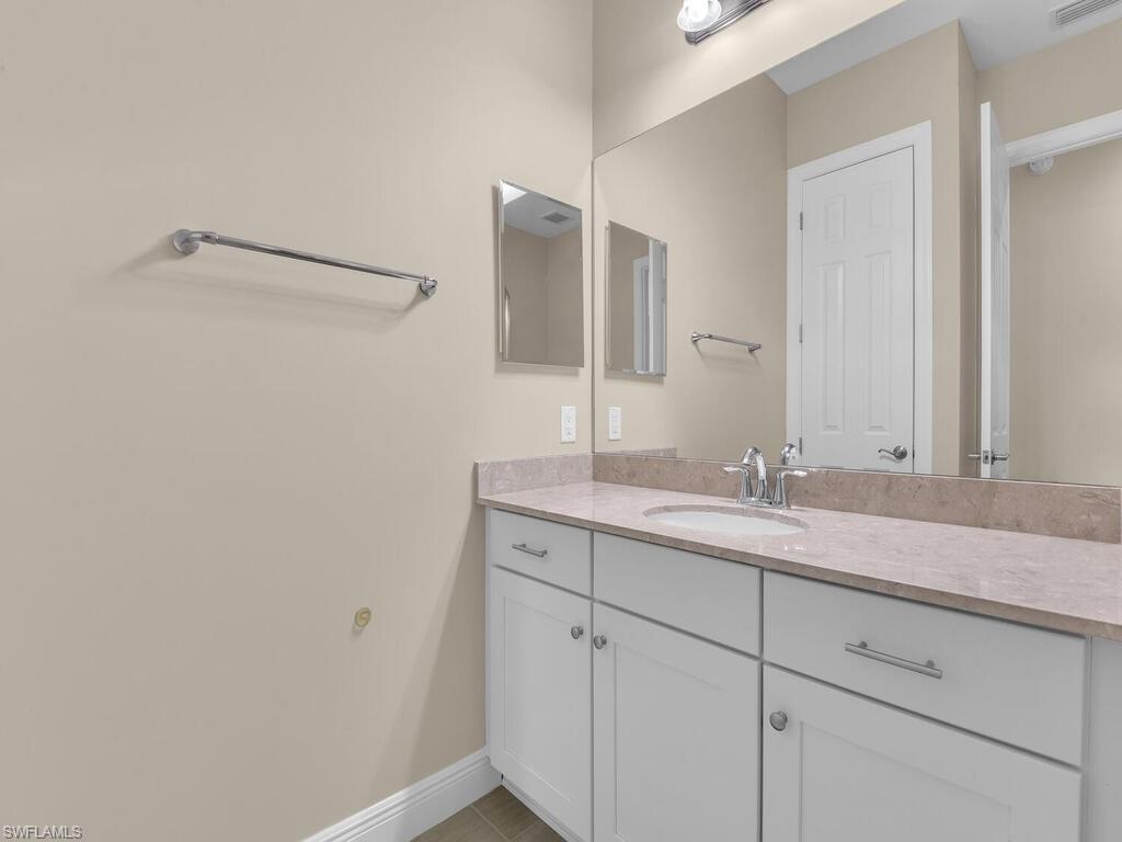 HAMPTON PARK - Residential