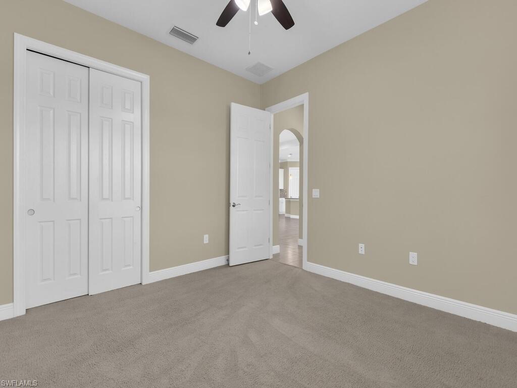 HAMPTON PARK - Residential