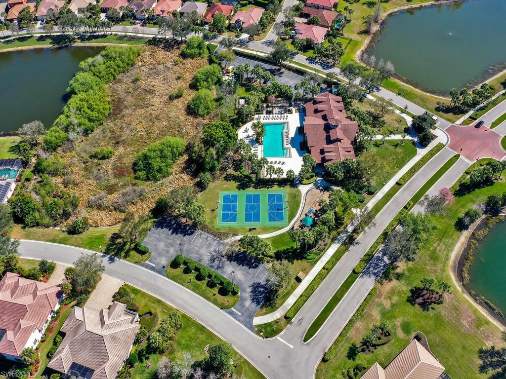 HAMPTON PARK - Residential