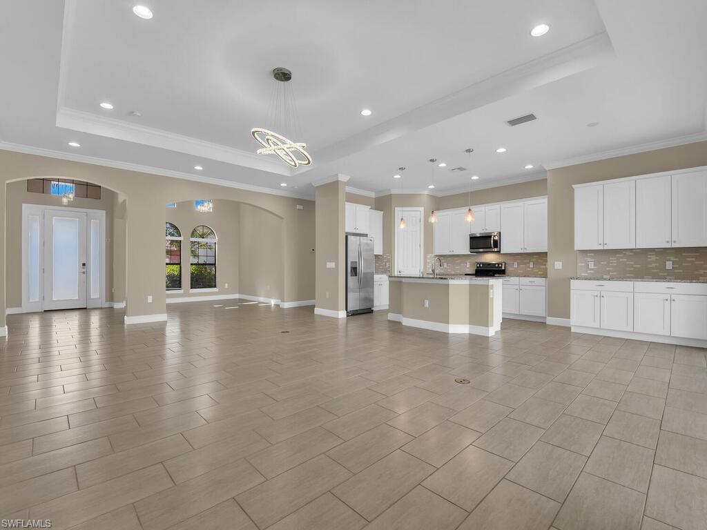 HAMPTON PARK - Residential