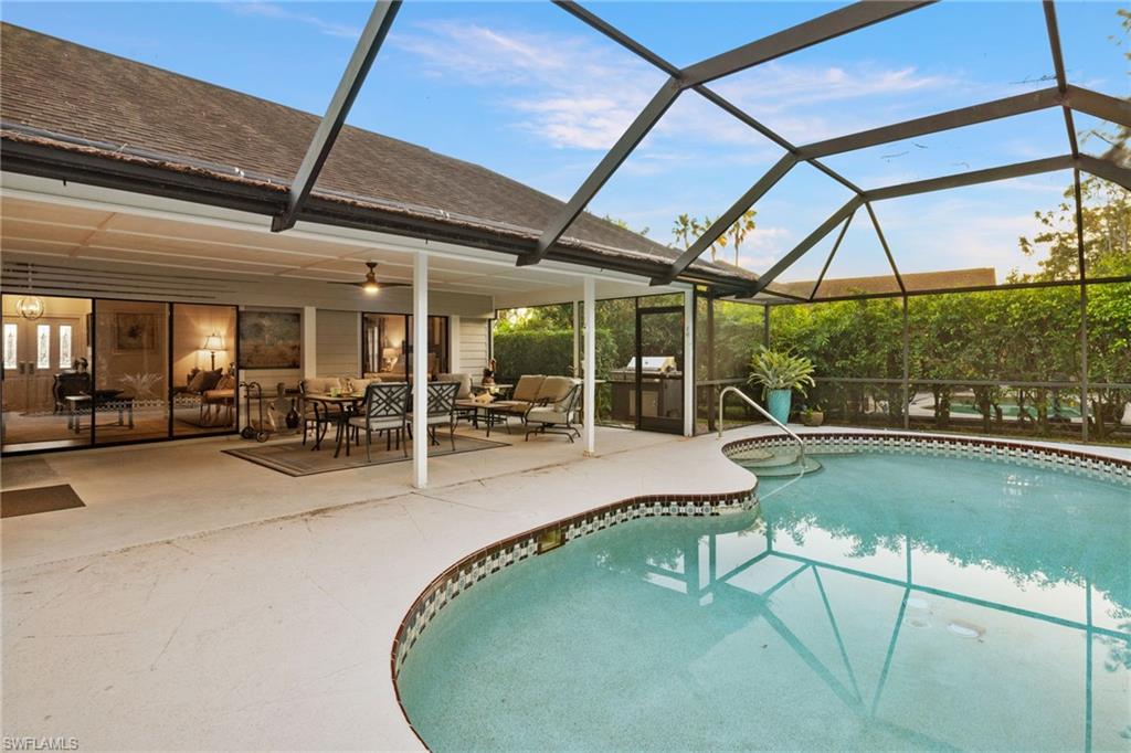 KINGS LAKE - Residential