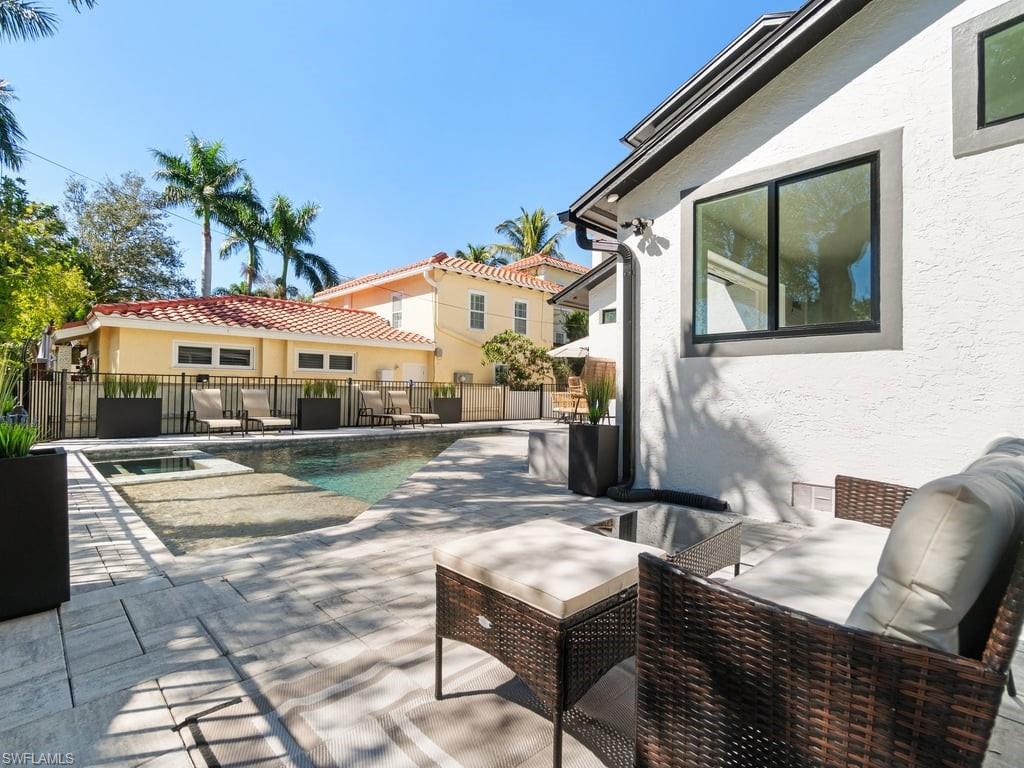 FORT MYERS - Residential