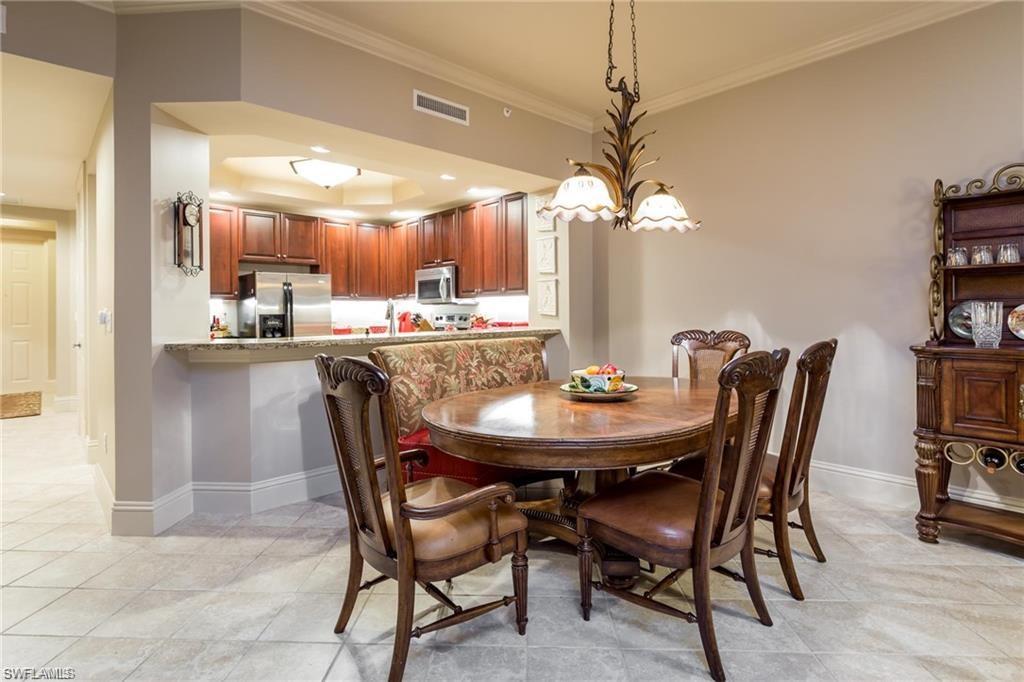 THE RESIDENCES AT LA PIAZZA - Residential