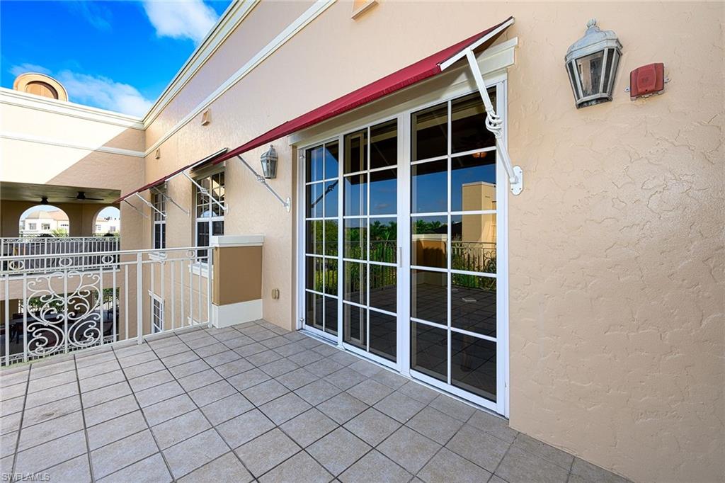 THE RESIDENCES AT LA PIAZZA - Residential