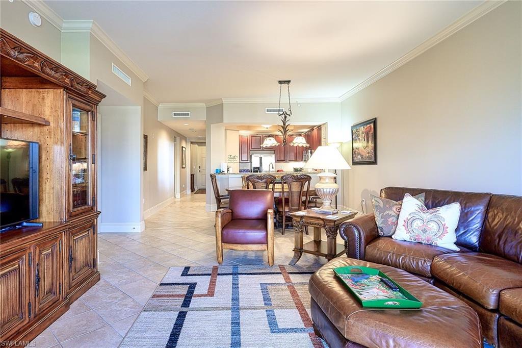 THE RESIDENCES AT LA PIAZZA - Residential