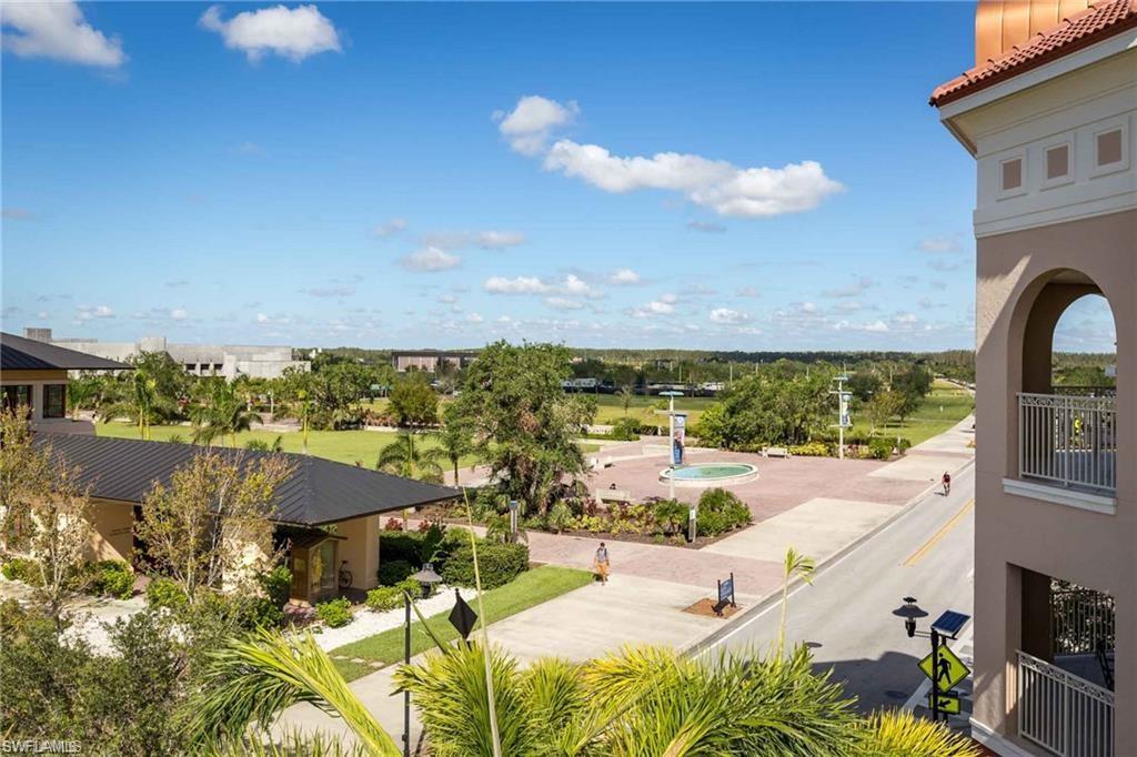 THE RESIDENCES AT LA PIAZZA - Residential