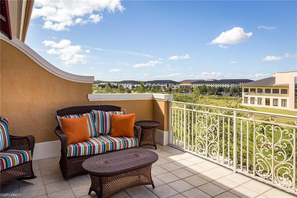 THE RESIDENCES AT LA PIAZZA - Residential