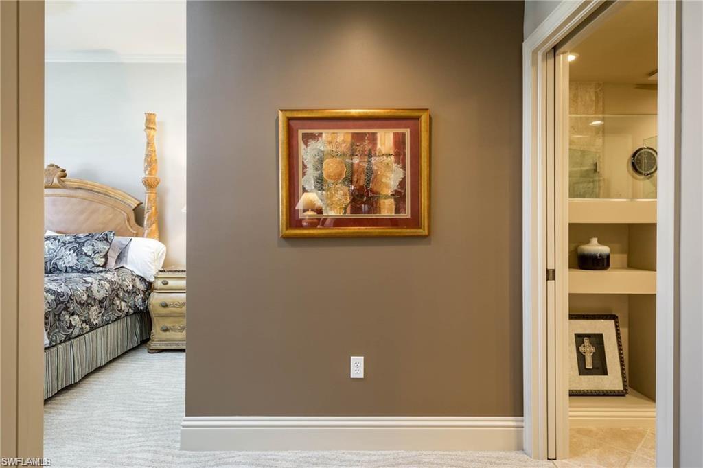 THE RESIDENCES AT LA PIAZZA - Residential