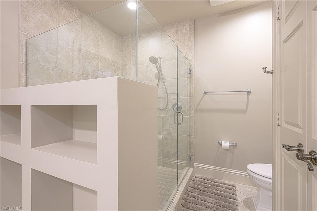 THE RESIDENCES AT LA PIAZZA - Residential