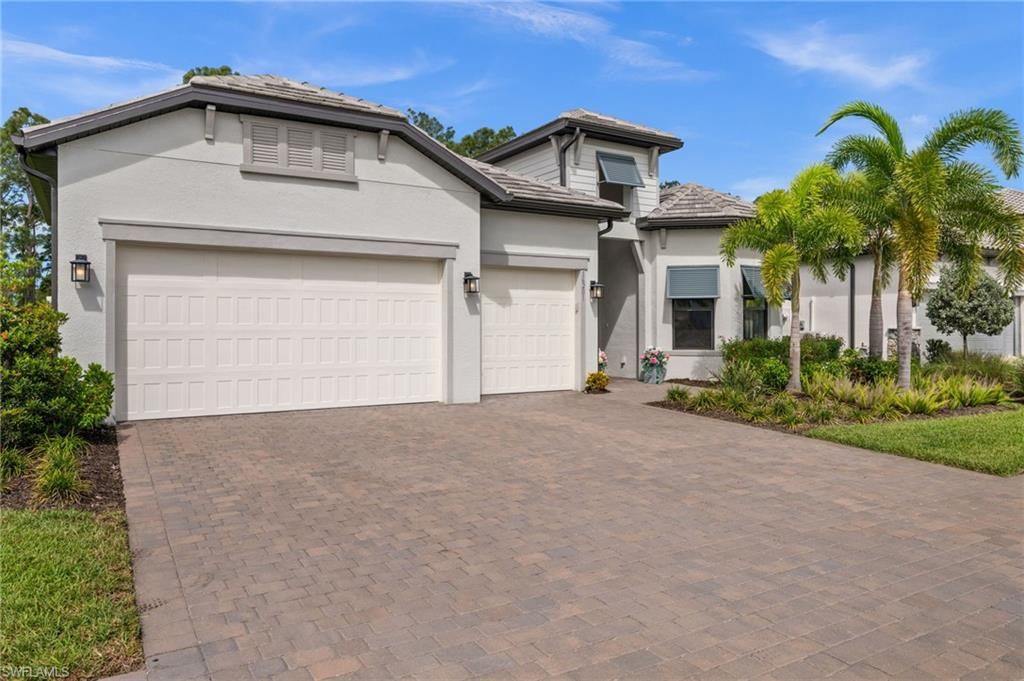 Photo of 16201 Verilyn CIR, NAPLES, FL 34110 (MLS # 226014986)