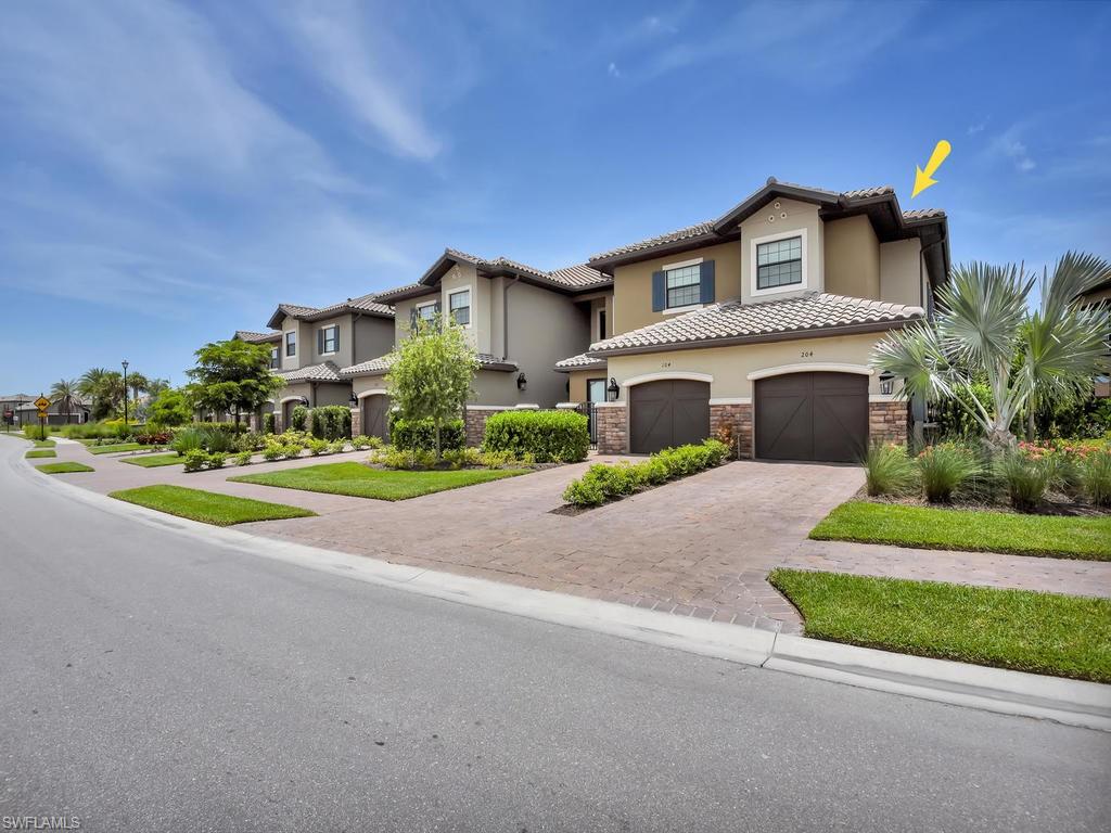 ESPLANADE - Residential