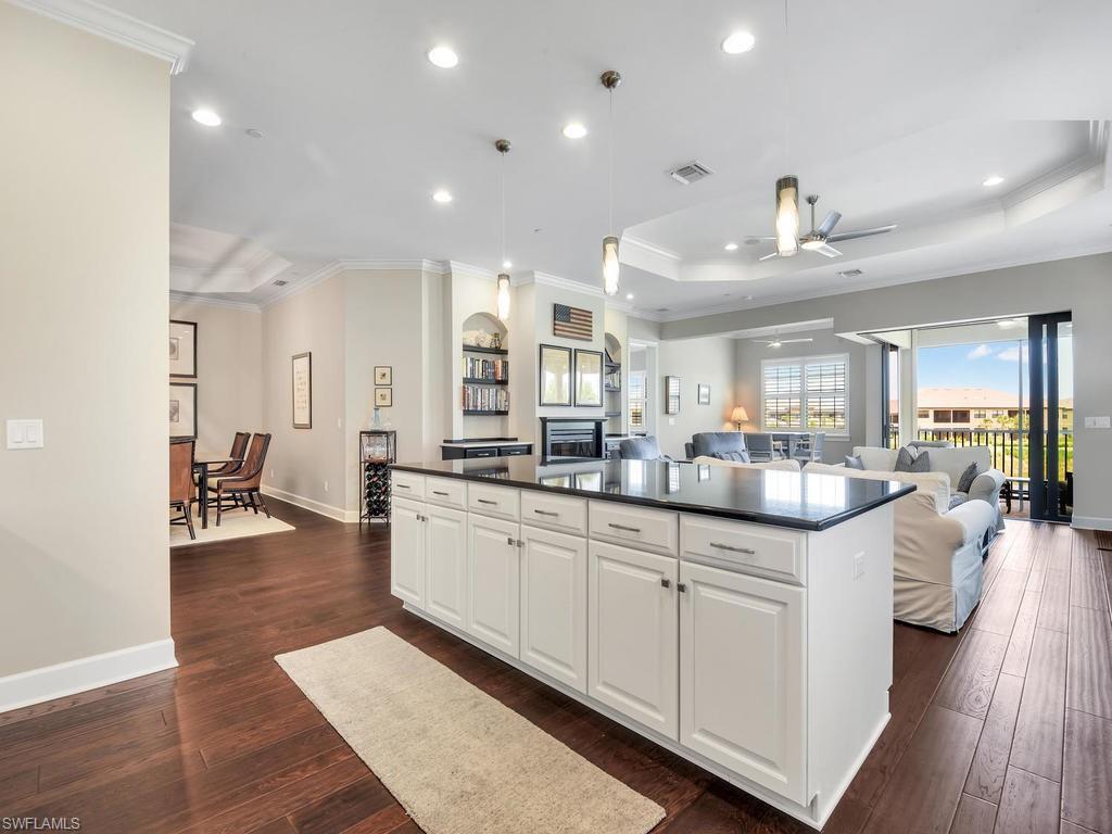 ESPLANADE - Residential