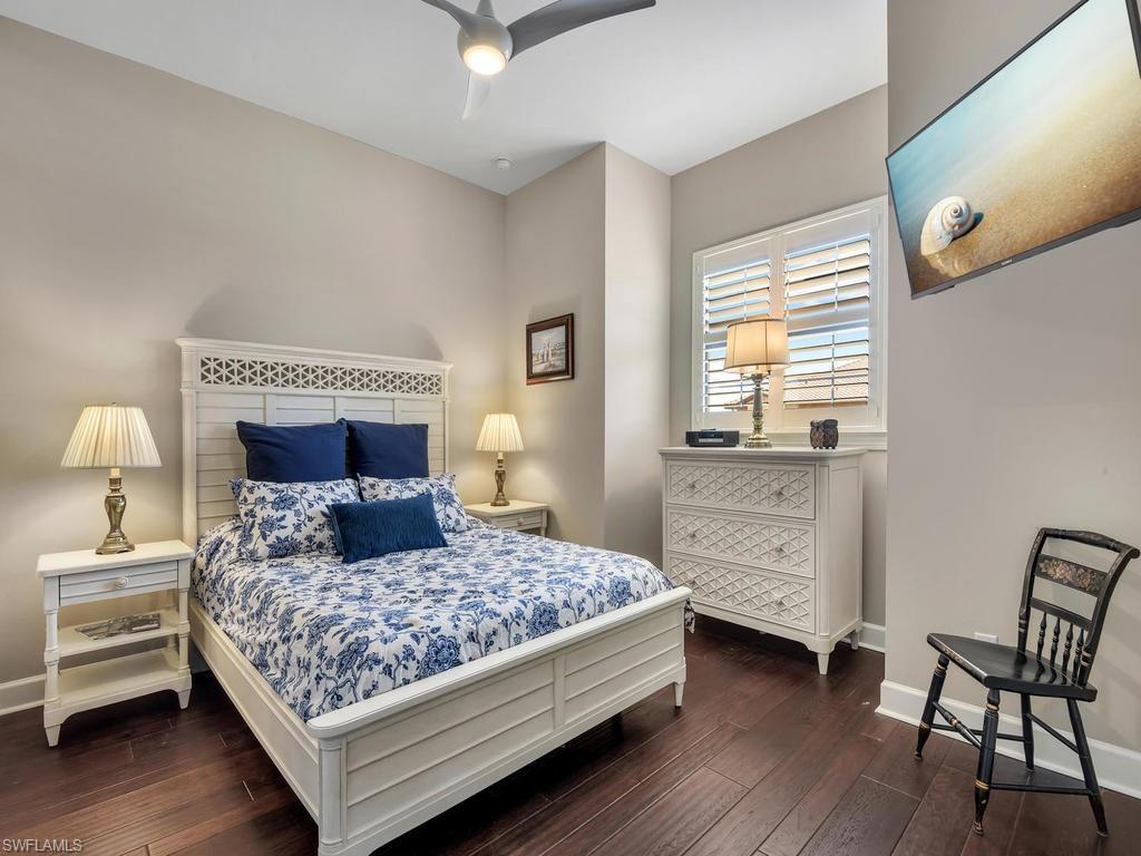 ESPLANADE - Residential