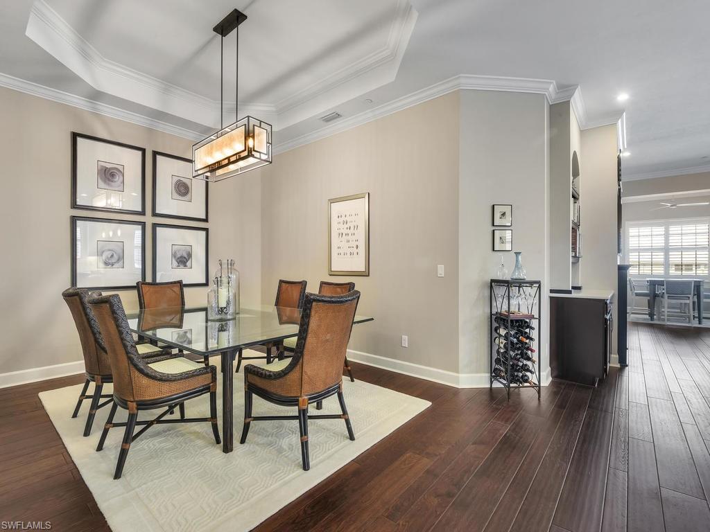 ESPLANADE - Residential