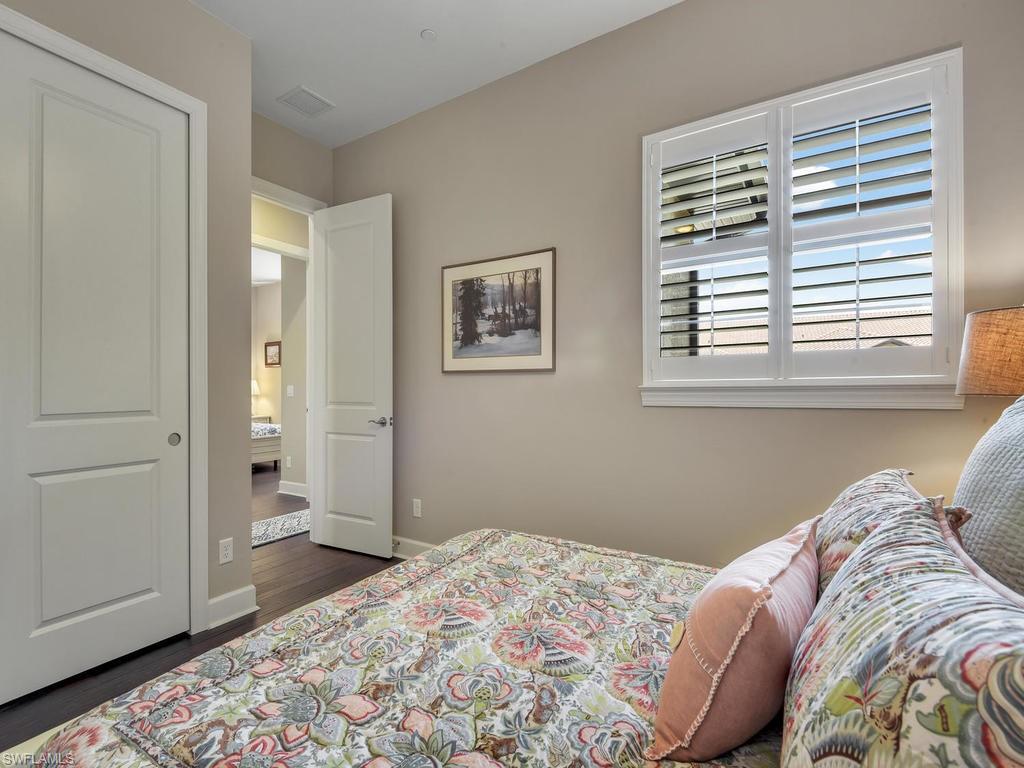 ESPLANADE - Residential