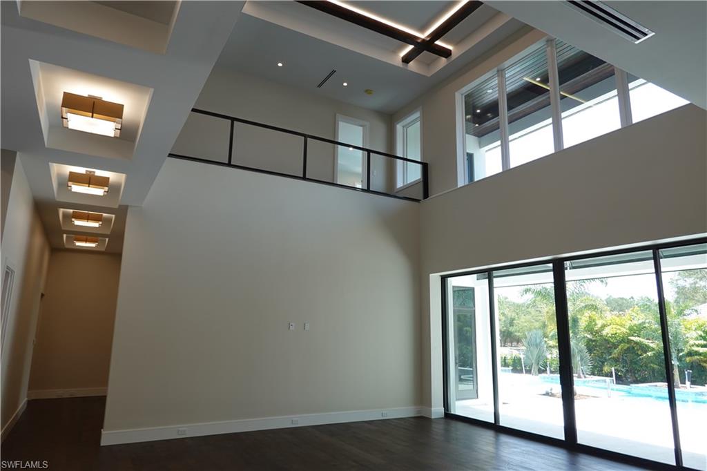 PINE RIDGE - Residential