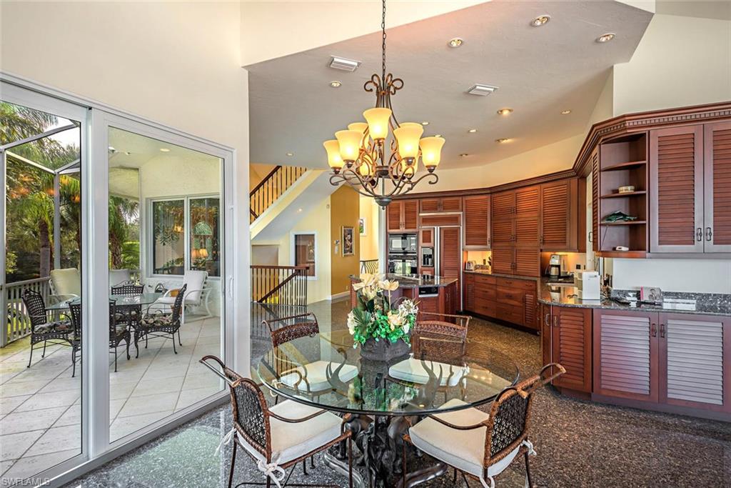 HIDEAWAY BEACH - Residential