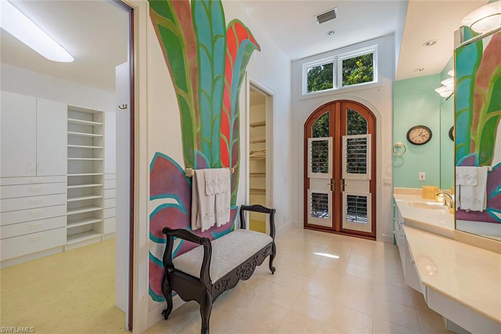 HIDEAWAY BEACH - Residential